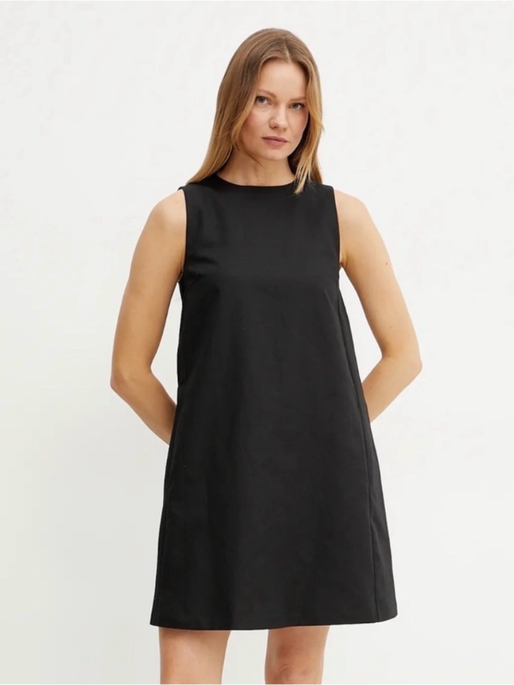 MaxMara Weekend Sleeveless Black Shift Dress